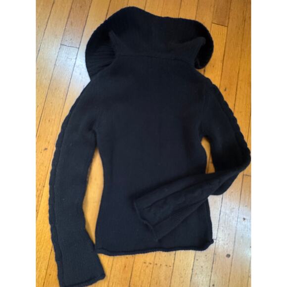 LUXE Arden B  100% Cashmere Thick Cable Black Sweater Small - Picture 3 of 5